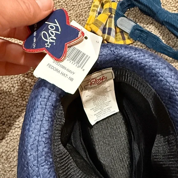 Hats, Bow Ties and Suspenders Set - Picture 5 of 7